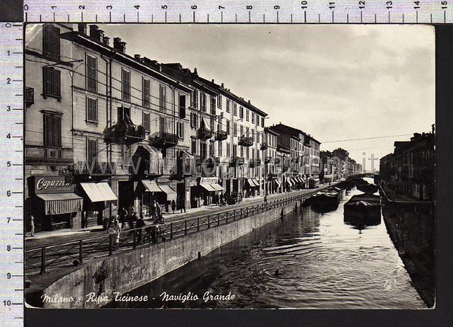 Collezionismo di cartoline postali